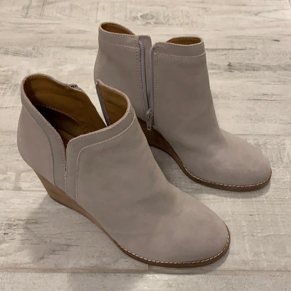 Lucky Brand Yiminia Wedge Ankle Booties